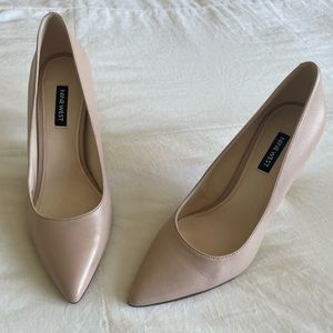 Nine West Nude Pumps